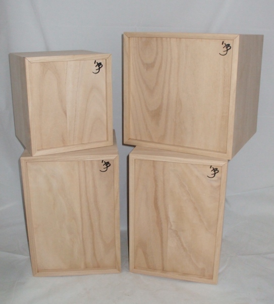 Kiri Boxes for Root Stands
